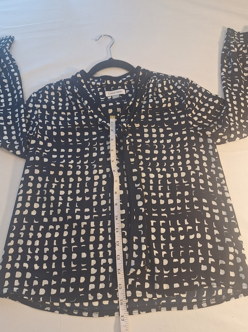 Calvin Klein Girls' Black & White Printed Tie-Neck Top